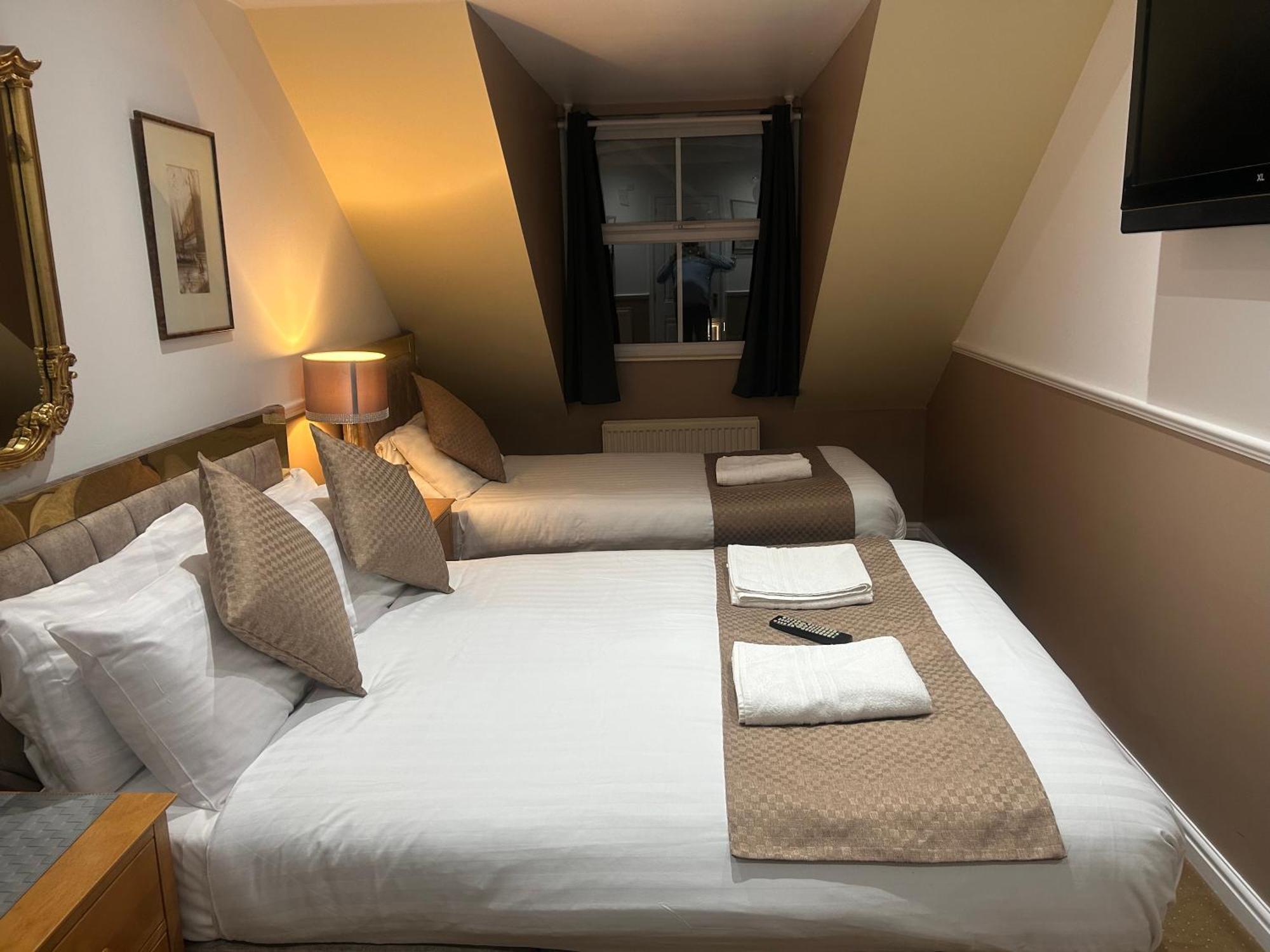 Arden Guest House B&B - Nec Birmingham - Birmingham Airport บิกเกนฮิลล์ ภายนอก รูปภาพ