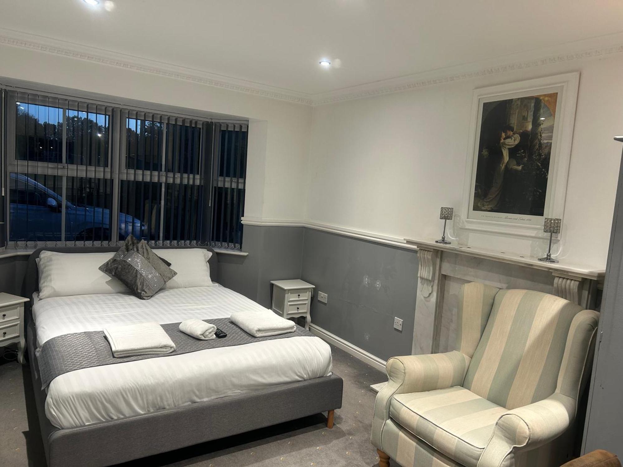 Arden Guest House B&B - Nec Birmingham - Birmingham Airport บิกเกนฮิลล์ ภายนอก รูปภาพ