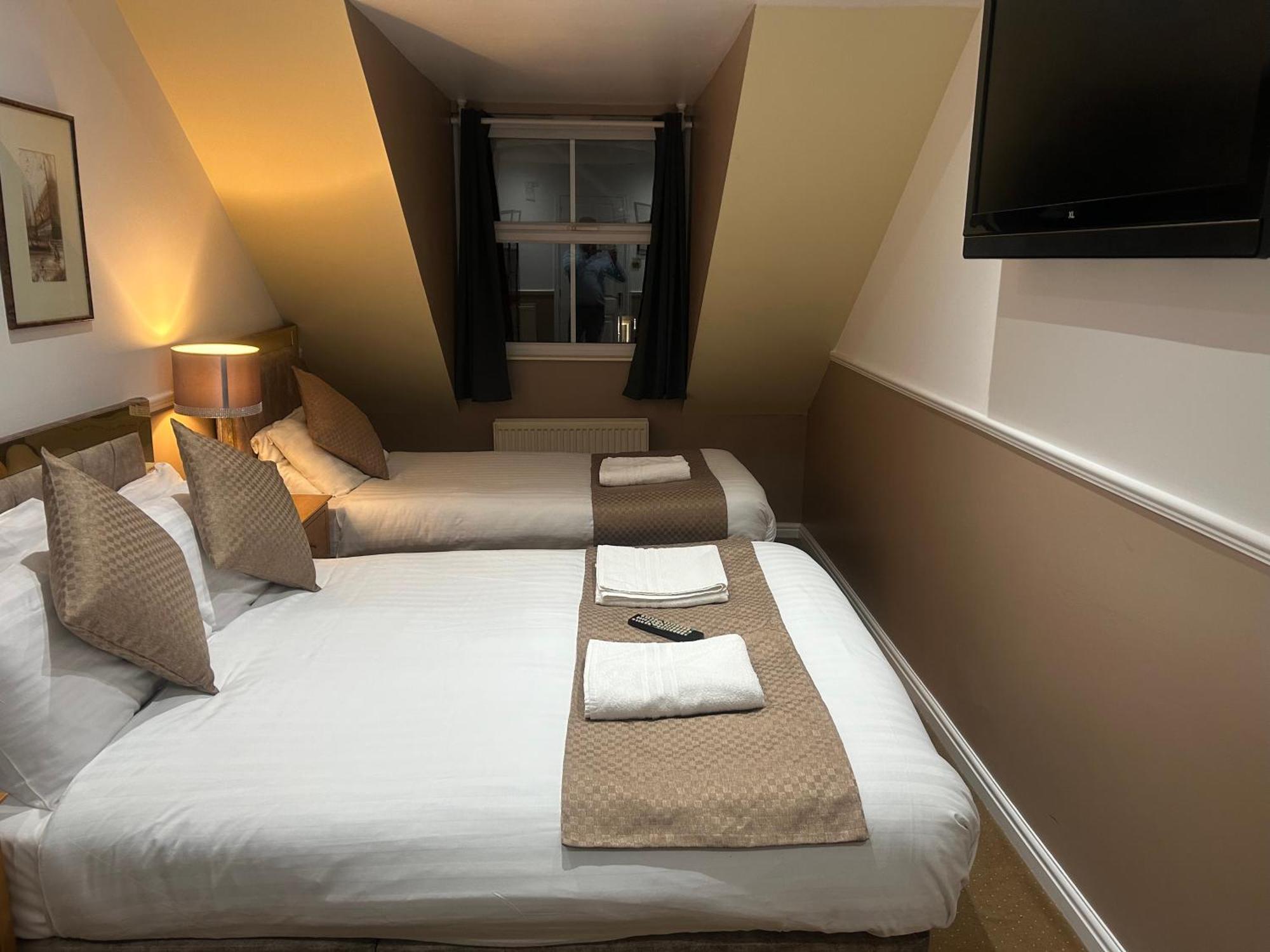 Arden Guest House B&B - Nec Birmingham - Birmingham Airport บิกเกนฮิลล์ ภายนอก รูปภาพ